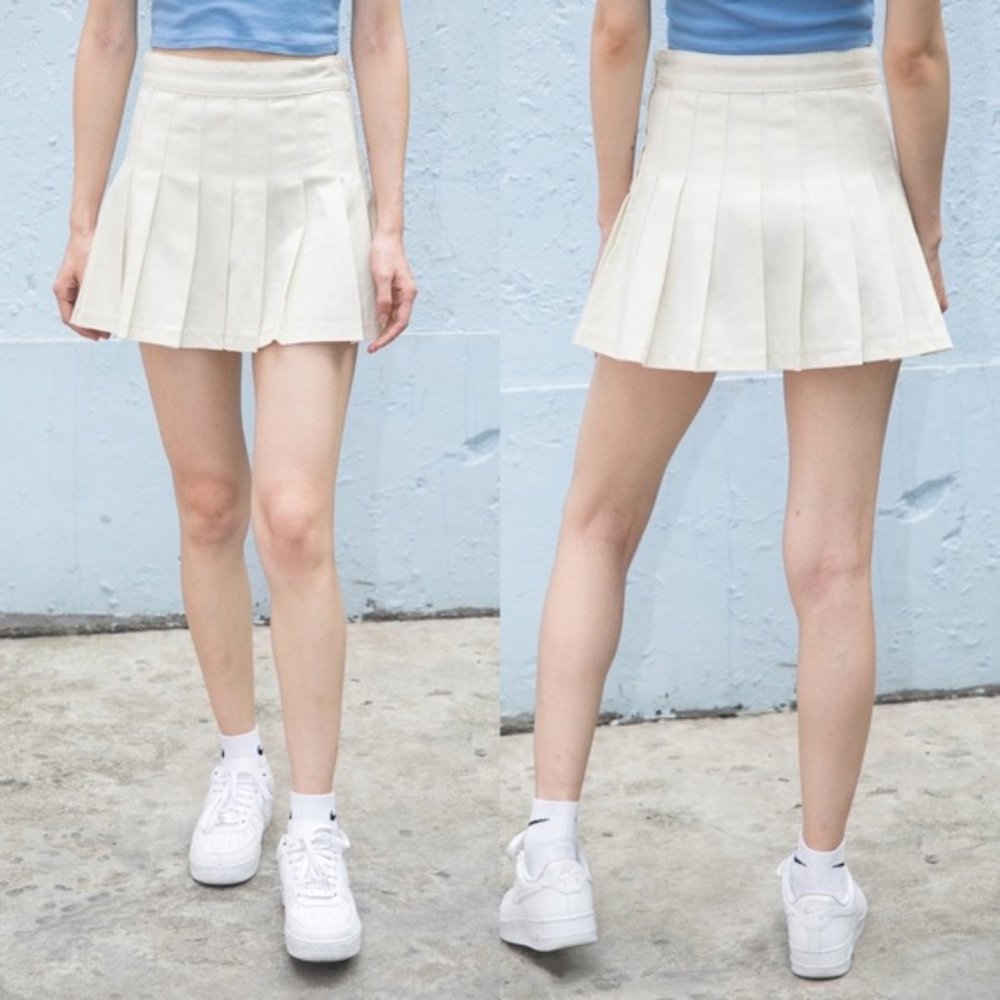 BRANDY MELVILLE Dana Skirt - Size M